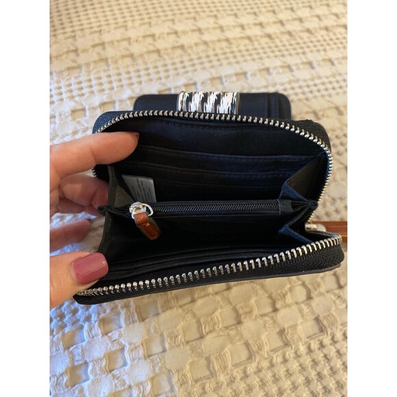 Liz Claiborne Wallet Zebra Animal Print Clutch Purse has 12 Credit Card Slots!! - Picture 3 of 12